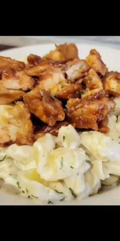 Wednesday's special is Mac-n-cheese with your favorite topping. Add BBQ chicken, Buffalo chicken,, k
