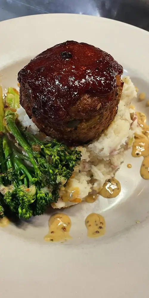 It’s baaaaack…for a limited time only…
VENISON CHORIZO MEATLOAF!!!
#bobcatclassic #prepandiefoods #i