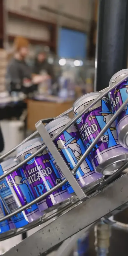 ๐๐ฎ Little Wizard ๐ฎ๐
Our beloved Hazy IPA is available in four packs and twelve packs. Click the lin