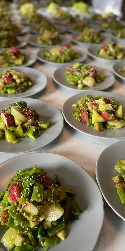 Our spring panzanella all lined up for service. Assorted @pomykalafarm peas, @killeenfarm radishes,