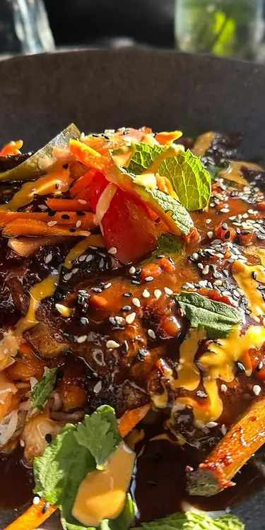 Pork spare ribs on special tonight ✨
Coconut lime basmati rice, kimchi, ginger soy pickled veggies,