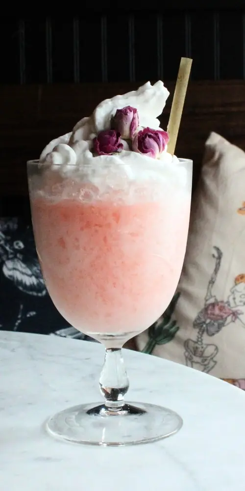 Decadent and refreshing 😍
🌹 Pachamama 🌹
Pisco, coconut, lime, and a healthy dose of Peychaud's