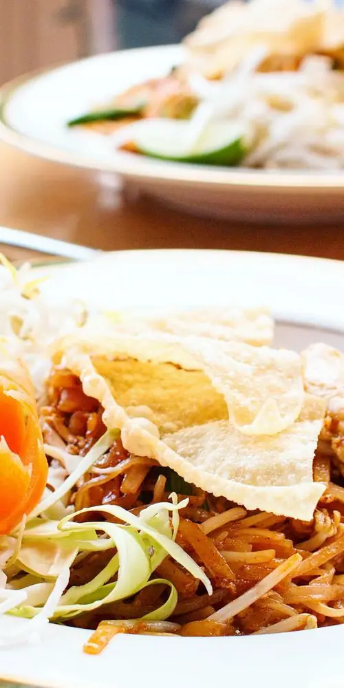 Pad Thai for everybodyyyyy tonight!
.
PC: @vtrocket
.
#eatvt #eatvtmidd #eatvermont #802 #Midd #Thai
