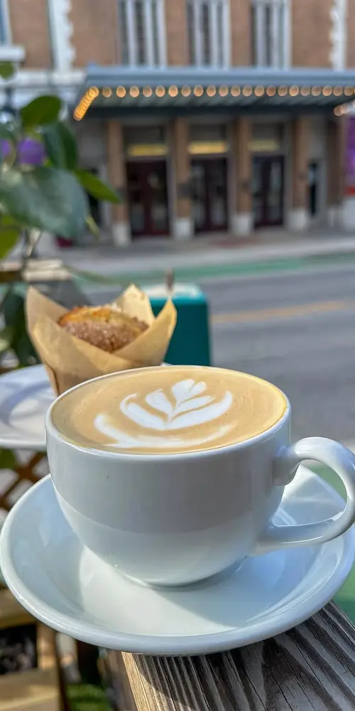 we’ve got caramel cream muffins out today!
come snag one while they last!
open daily 7am-4pm ☕️