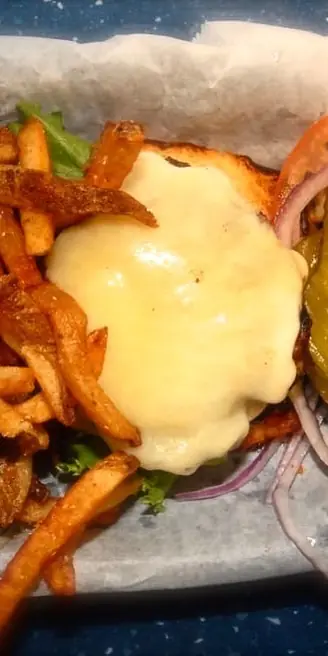 Happy #nationalburgerday!!! Tell us, how do you take your burger? 🍔🍔🍔🍔 p.s. the truck is open until