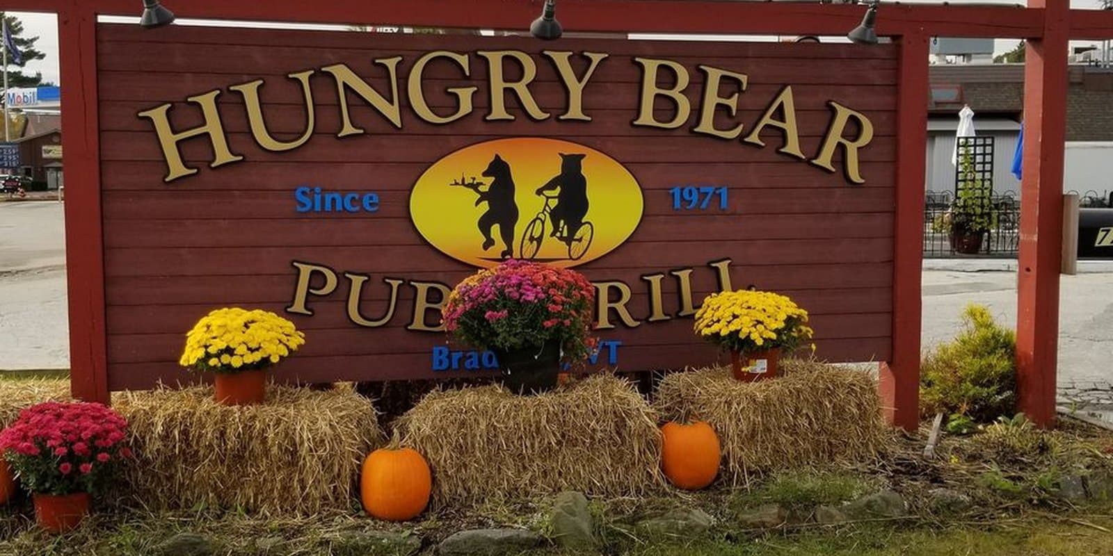 Hungry Bear Pub & Grill