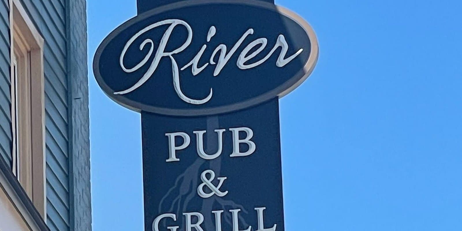 River Pub & Grill